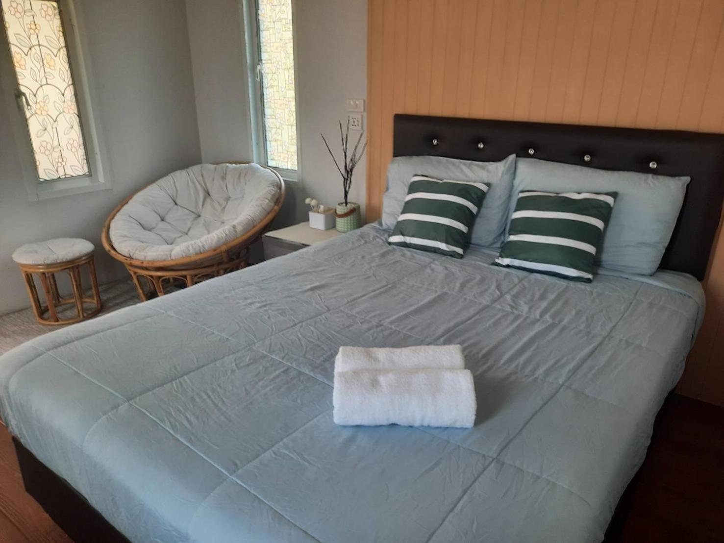 Homlomchomsuan หอมลมชมสวน Apartment Ban Mai  Екстериор снимка