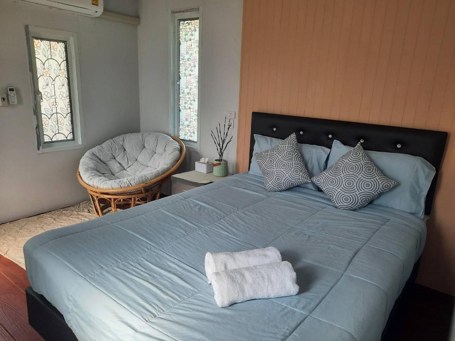 Homlomchomsuan หอมลมชมสวน Apartment Ban Mai  Екстериор снимка